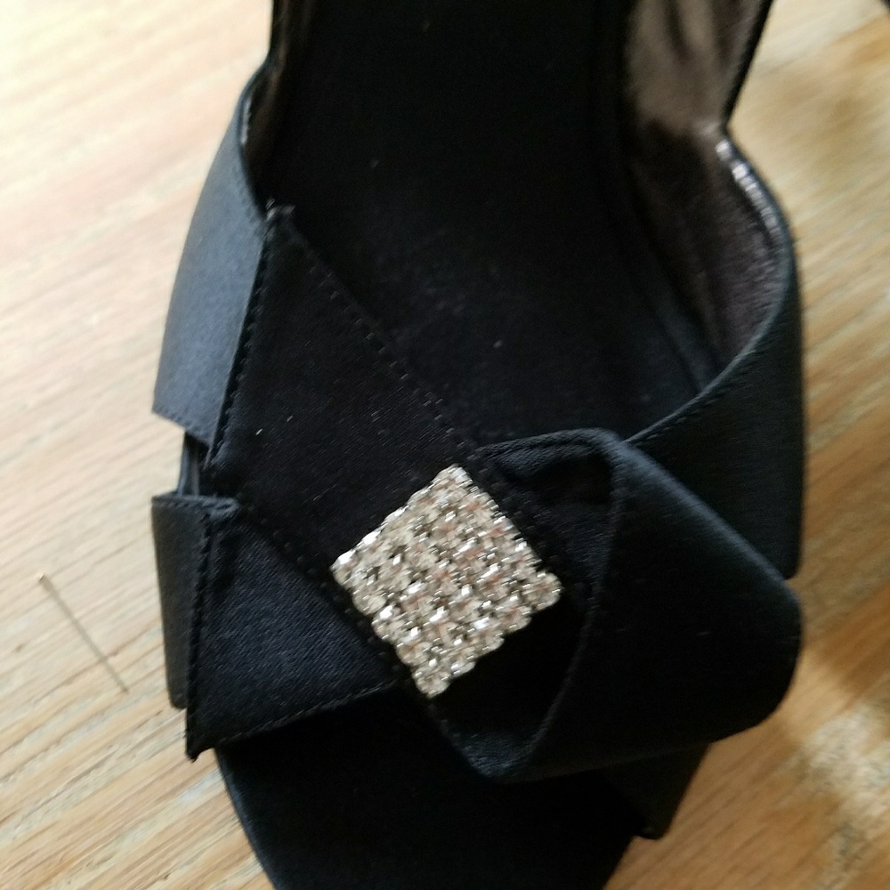 Black Nina Heels - Picture 2 of 8